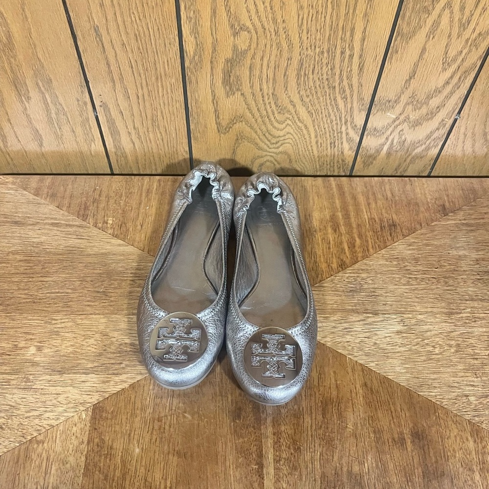Tory Burch Metallic Ballet Flats - Picture 13 of 16